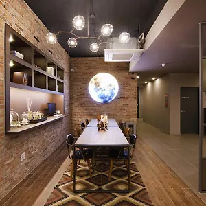 Hotel The Gray