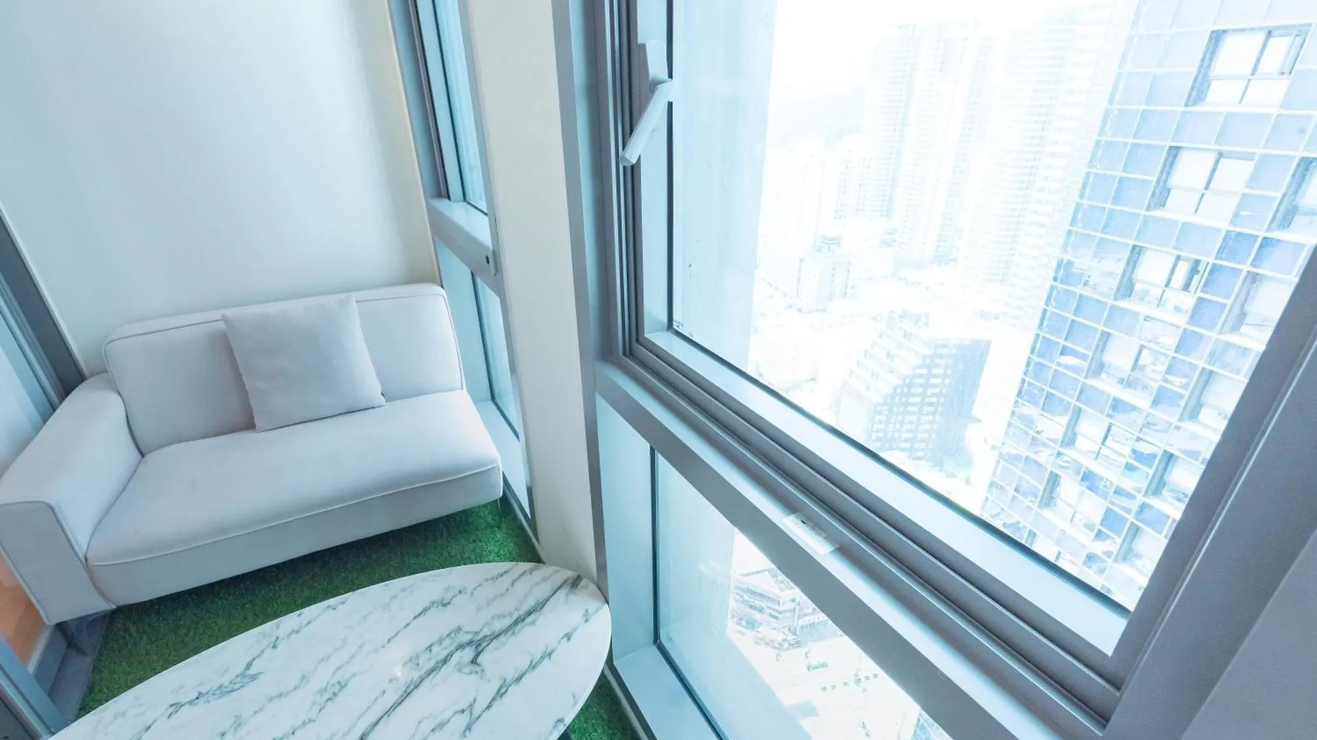 Elmomento Haeundae Hotel Busan 3*,  South Korea