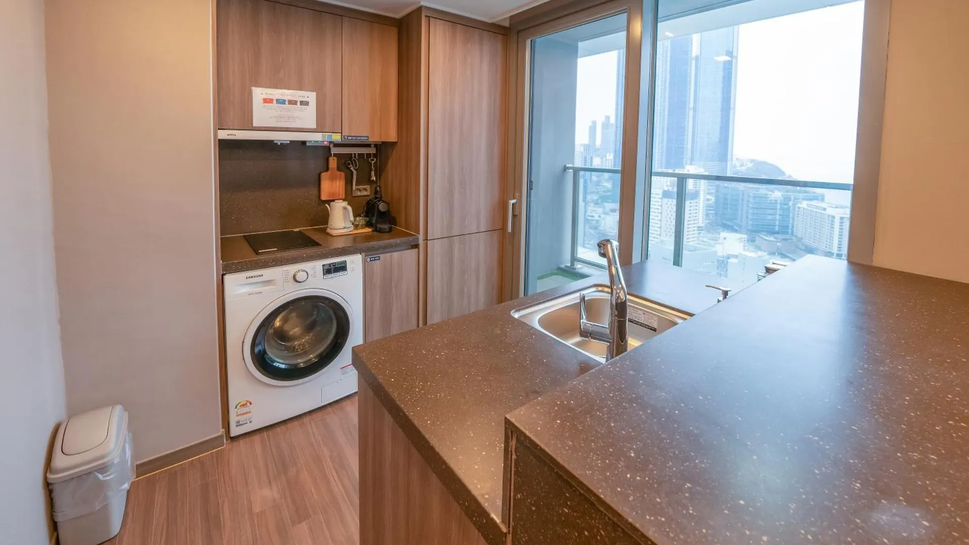 Elmomento Haeundae Hotel Busan